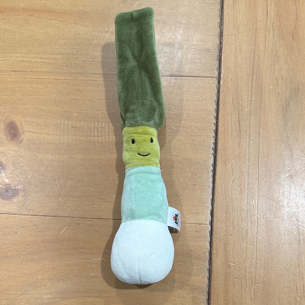 Jellycat leek retired